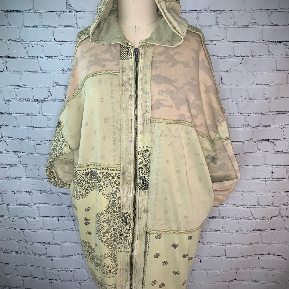 ✌️FREE PEOPLE NICO HOODIE ✌️